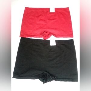 2pc Women's Seamless Colsie Red and Black Boy Shorts, Sz. Large